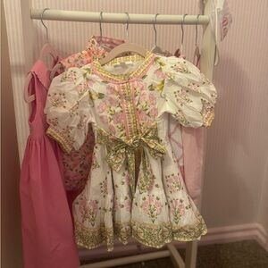 A loves a girl dress